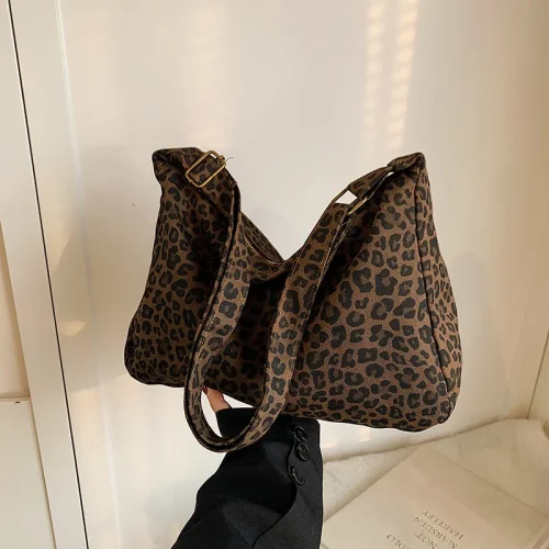 Spring New Leopard Print Single Shoulder Bag for Women, Large Capacity Trendy Tote Bag for Commuting and Crossbody Wear