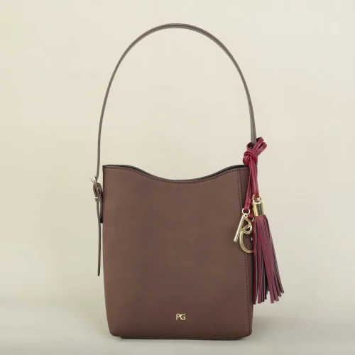 PG Lightweight 2026 Niche Luxury Designer Shoulder Latest Fashion Design Crossbody Bag, High-end Minimalist Elegant Women's Bag